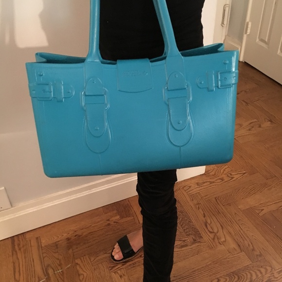 Meet your Posher, Jill - Picture 4 of 6